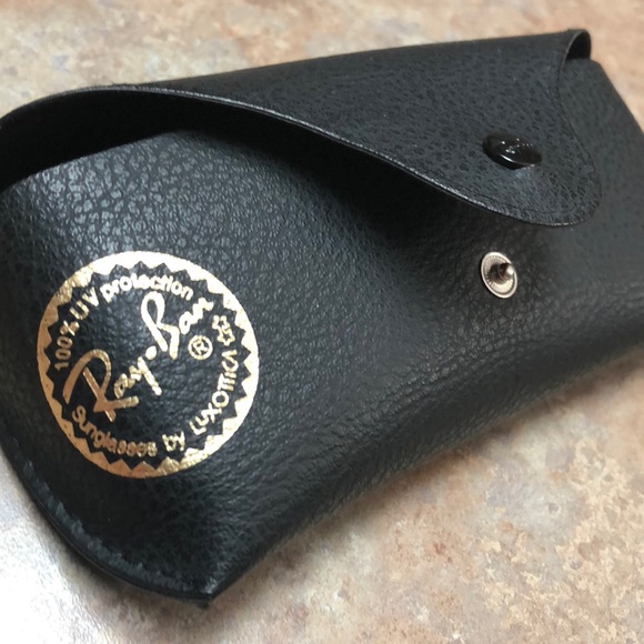 Ray-Ban Sunglasses Case - Picture 4 of 8